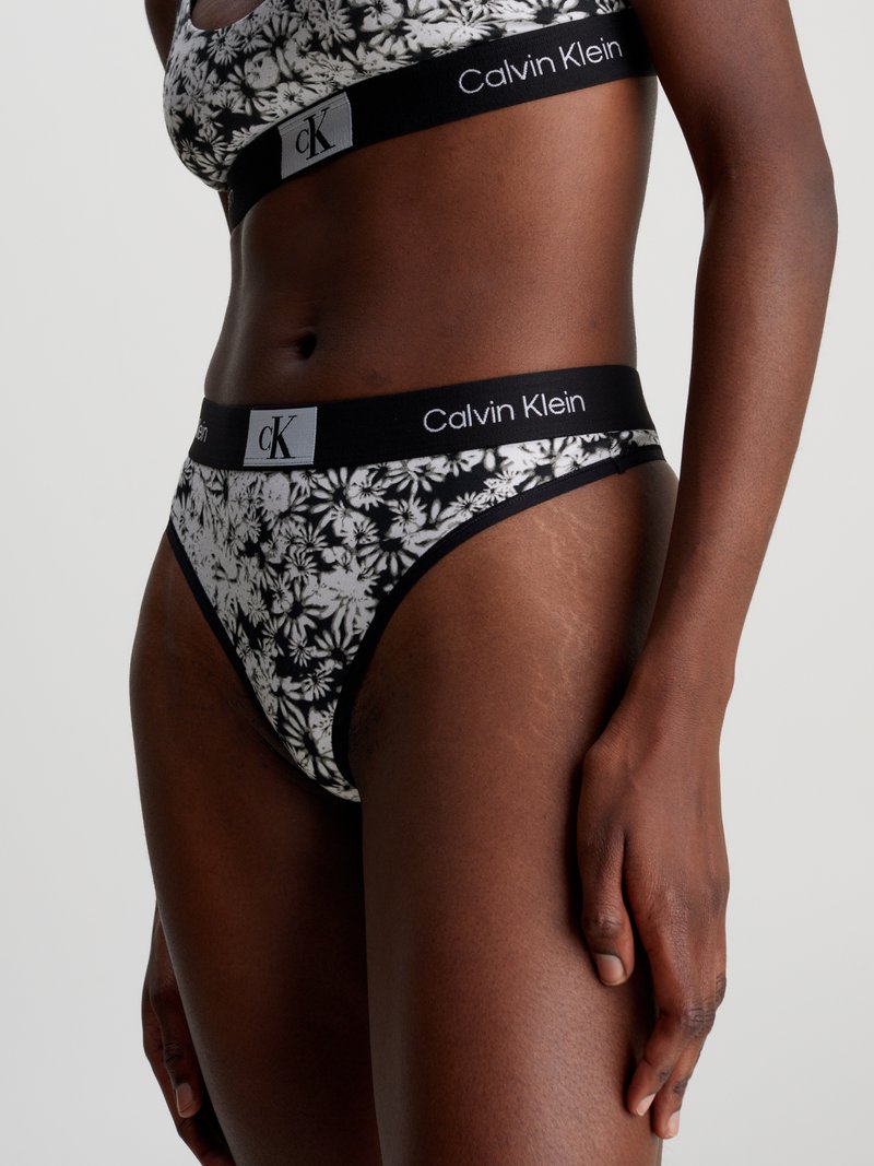Calvin Klein Underwear MODERN THONG 1996 COTTON - String - black