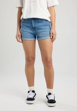 LUCY - Denim shorts - vintage blue