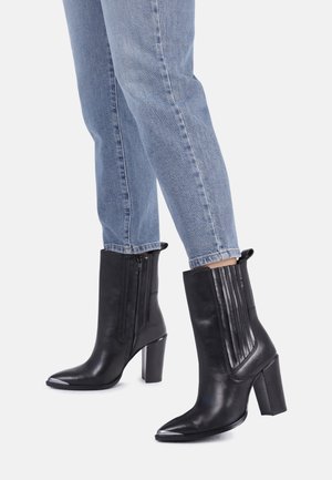 NEW AMERICANA - Classic ankle boots - black