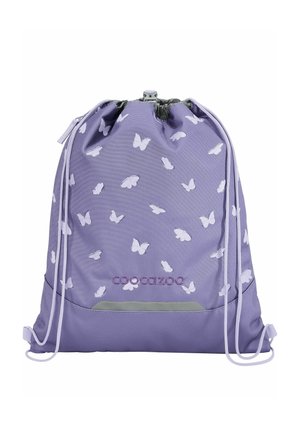 Hellviolette Kordelzugtasche mit Schmetterlingsmustern, reflektierendem Streifen und Markenlogo auf der Vorderseite.