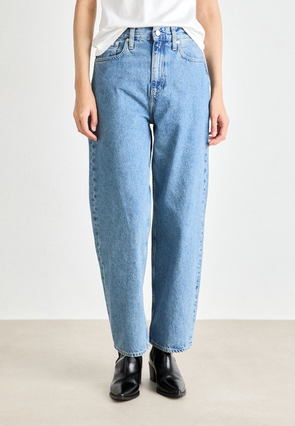 BARREL - Straight leg jeans - denim medium