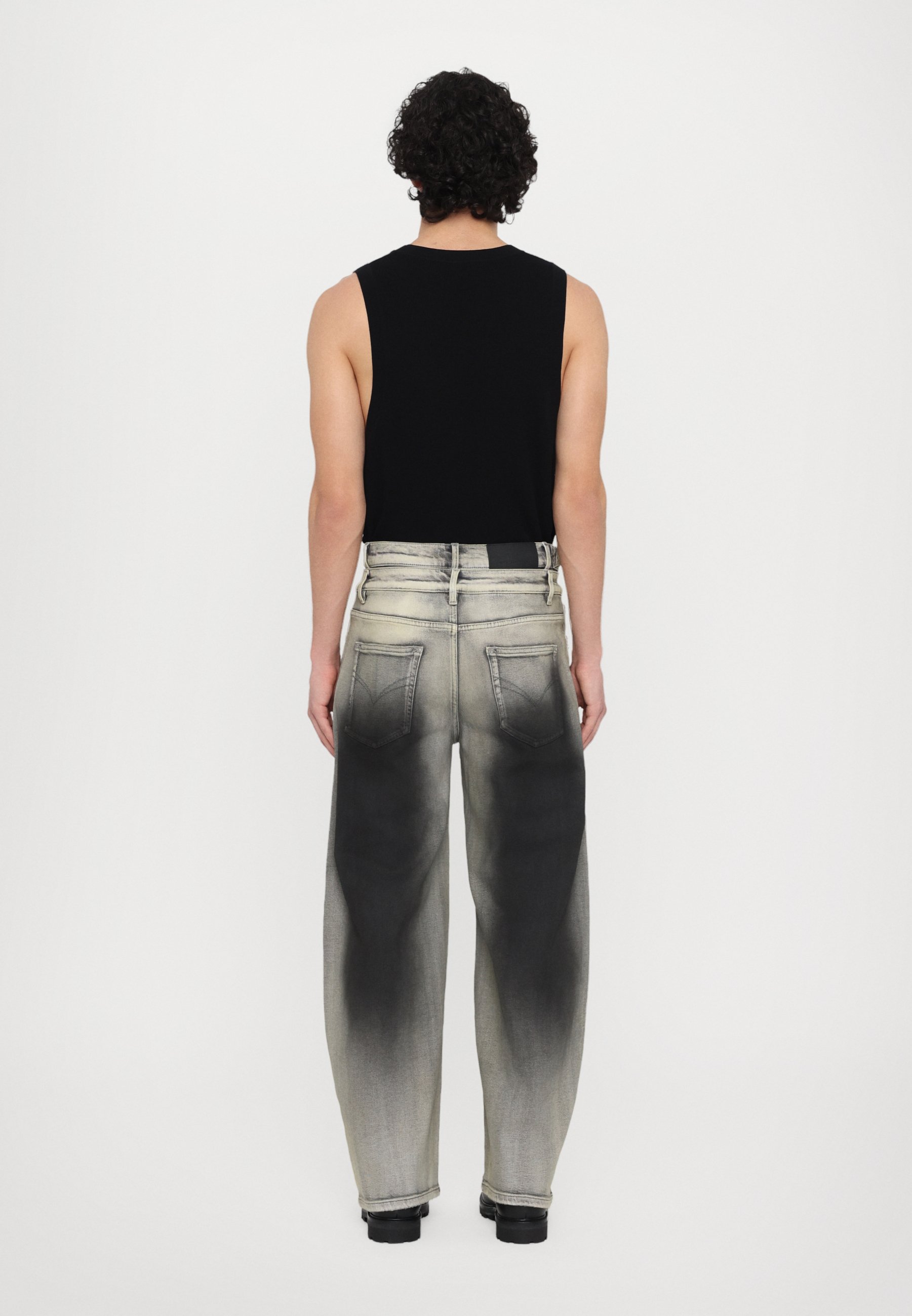 パンツ FengChenwang DECONSTRUCTION WASHED JEANS FENG CHEN WANG DECONSTRUCTION WASHED JEANS – 082plus