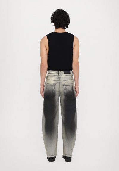 Feng Chen Wang DECONSTRUCTION UNISEX - Baggy fit teksad - black