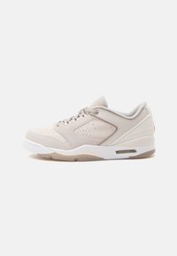 Non sélectionné, phantom/legend mid brown/light iron ore/chalk/white/black