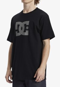 DC Shoes STAR - Triko s potiskem - xkks black pewter