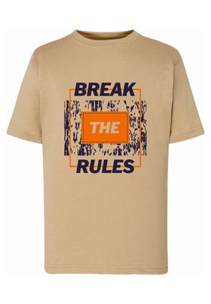 - T-shirt z nadrukiem