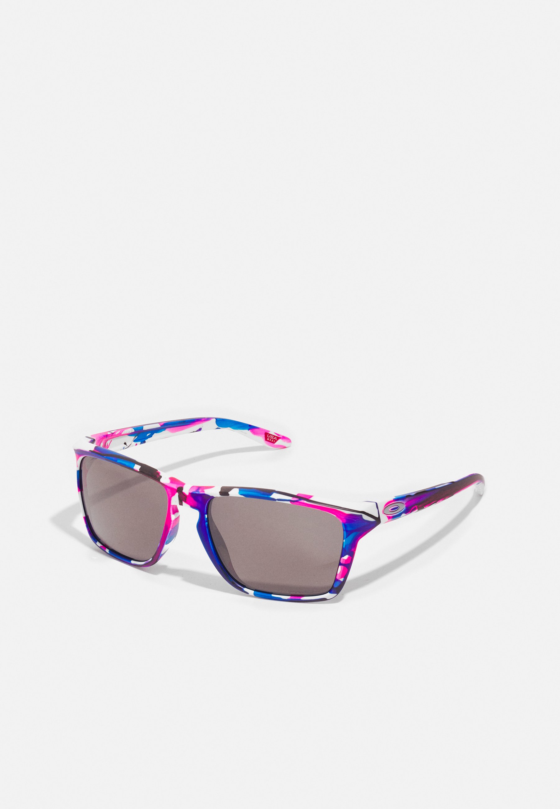 Oakley SYLAS UNISEX - Occhiali da sole - kokoro/prizm black/multicolore -  Zalando.it