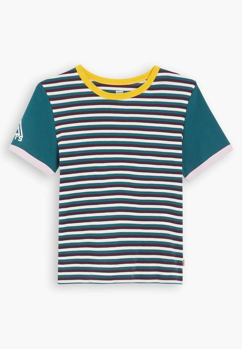 Gestreiftes Kurzarm-T-Shirt mit einem runden gelben Ausschnitt. Die Farben umfassen Türkis, Burgunderrot, Hellblau und Pink, mit einem Logo am Ärmel.