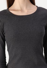 Even&Odd Langarmshirt - dark grey melange