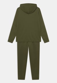 Nike Sportswear TRACKSUIT HOOK SET UNISEX - Fato de treino - rough green/black