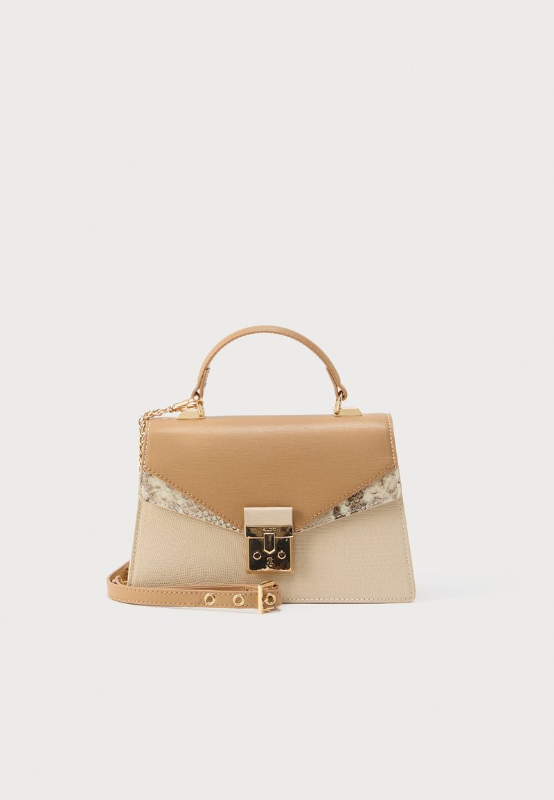 Sac à main structuré beige et fauve avec poignée supérieure, bandoulière réglable, serrure dorée et accent en imprimé peau de serpent sur le rabat avant.