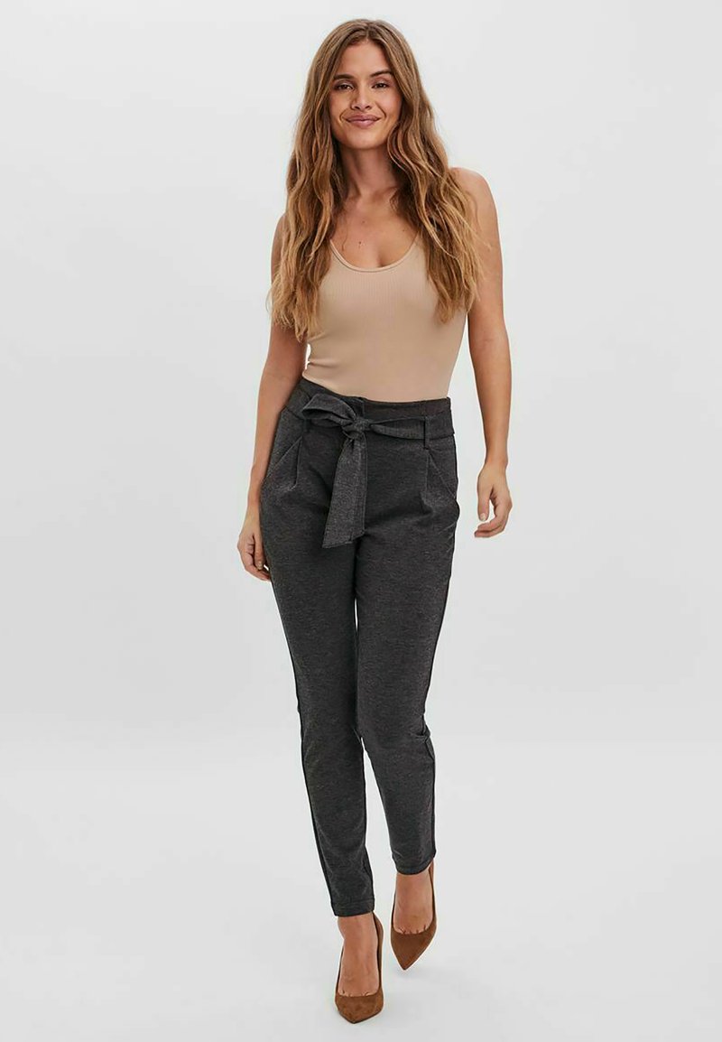 Vero Moda Broek donkergrijs gemêleerd