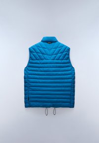 Blå vadderad väst med hög krage, med horisontell sömnad och justerbara dragskor i botten för en åtsittande passform.