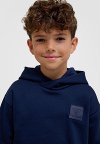 Hummel CLEAN - Hoodie - black iris