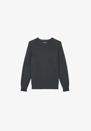 Tamno sivi pleteni pulover s okruglim izrezom i dugim rukavima. Teksturalni uzorak s rebrastim manžetama i donjim rubom. Suptilni zeleni detalj na ovratniku.