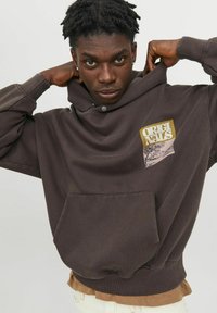 Jack & Jones Kapucni - chocolate brown
