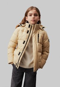 Calvin Klein Jeans ESSENTIAL PUFFER JACKET UNISEX - Vinterjakke - ck black