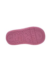 Růžová gumová podrážka s texturovanými gripovými vzory, s vtištěnými nápisy "FLEX ZONE" a "chicco". Hladký a flexibilní design.