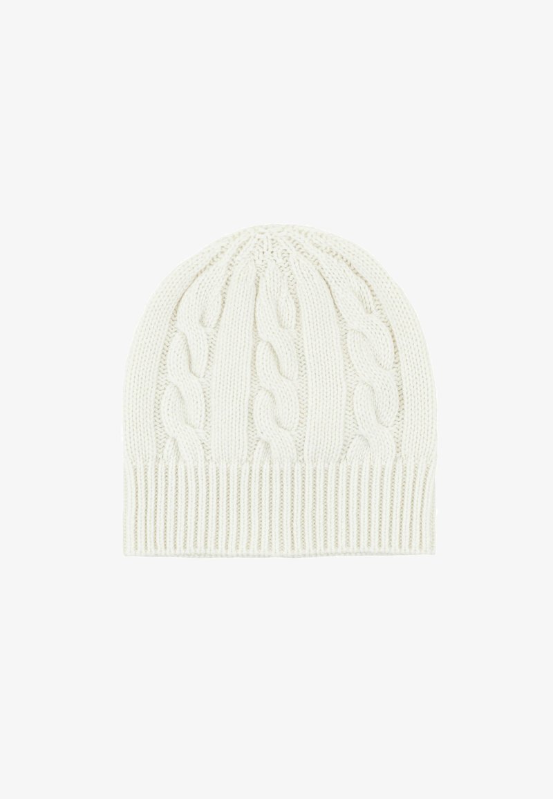 Beanie lavorato a maglia di colore avorio con motivo a treccia e orlo a coste. Texture morbida con una forma aderente per calore e comfort.