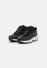 Nike Sportswear Sneakers - black
