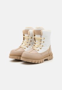 Tommy Hilfiger MICHIGAN WP UNISEX - Členkové šnurovacie čižmy - beige/off white