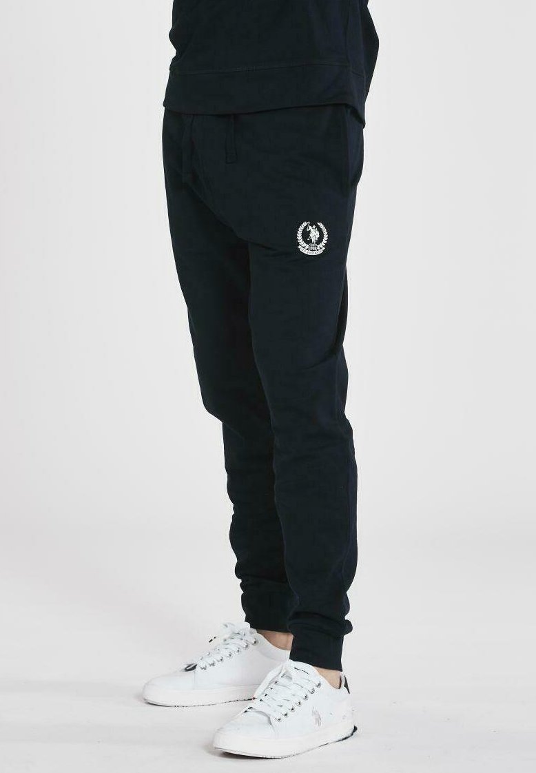 Herren Trainingsanzüge | U.S. Polo Assn. DRAGO Jogginghose dark blue/dunkelblau - JW61174 Herren Trainingsanzüge | U.S. Polo Assn. DRAGO Jogginghose dark blue/dunkelblau - JW61174