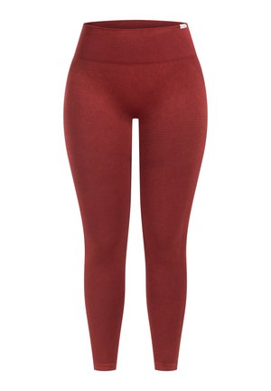 Højtaljede røde leggings lavet af strækbart stof, med en glat tekstur og en subtil tonal stribemønster. Ingen synlig hardware.