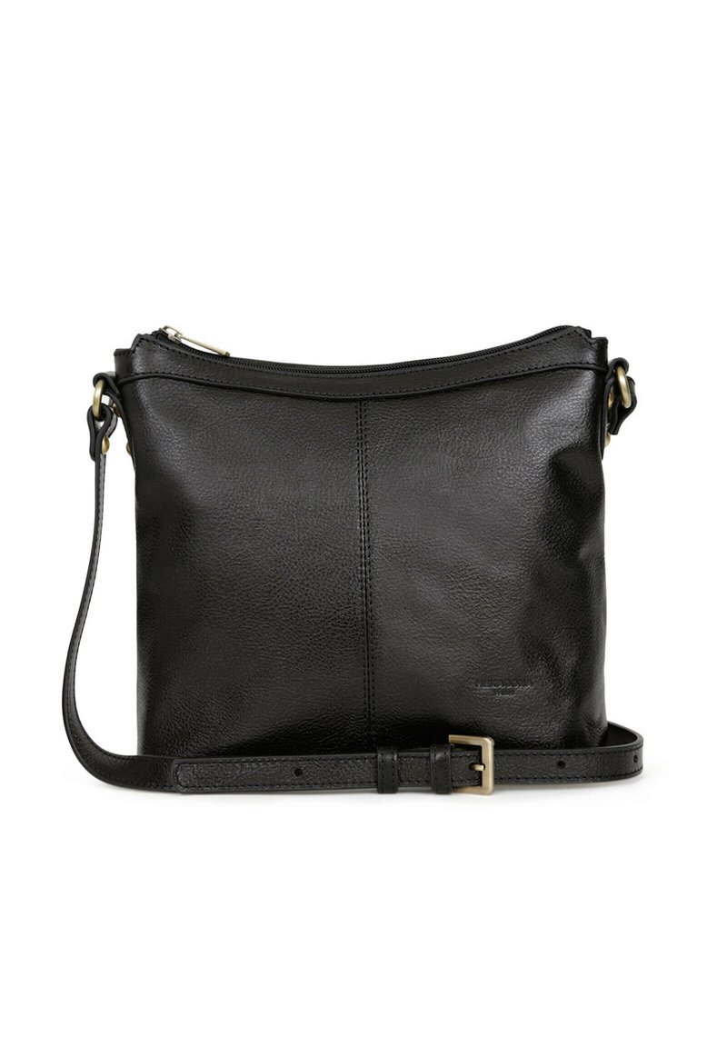 Borsa a tracolla in pelle nera con finitura texture, chiusura superiore a zip e tracolla regolabile con un accento in metallo dorato.