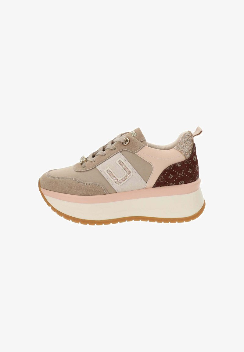 Sneaker beige e rosa con parte superiore in suede e mesh, logo argento, suola piatta e dettagli glitterati sul tallone. Design con lacci.