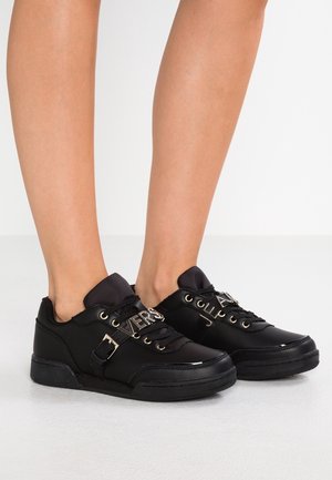 Baskets basses - black