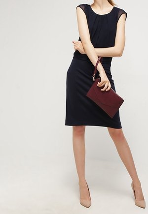 Even&Odd Clutch - bordeaux