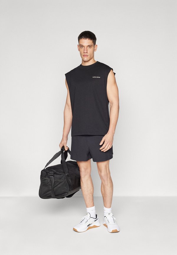 GYM - Basic T-shirt3