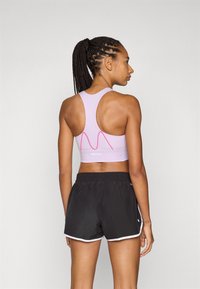 adidas Performance BER25 BRA - Sportski grudnjak sa srednje jakom potporom - powder plum