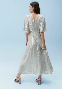 Next REGULAR FIT - Festklänning - silver