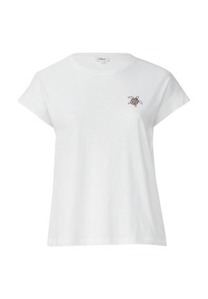 T-shirt en coton blanc à manches courtes retroussées, présentant un petit motif de tortue brodé en couleur sur le côté gauche de la poitrine.