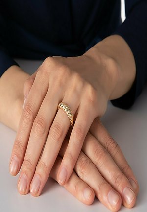 CHRIST Ring - gelbgold