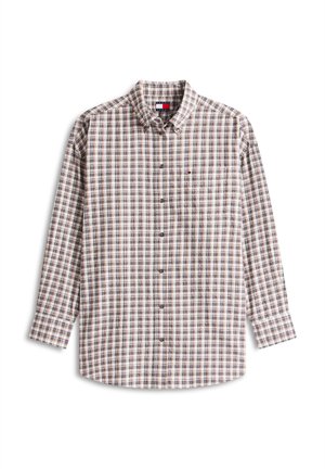 Chemise à manches longues avec boutons, motif à carreaux comprenant des couleurs marron, bordeaux et crème. Confectionnée en coton avec une poche poitrine unique.