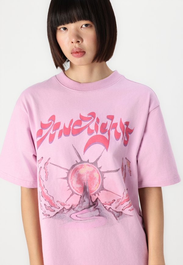 TITANIUM WOMAN  - Print T-shirt4