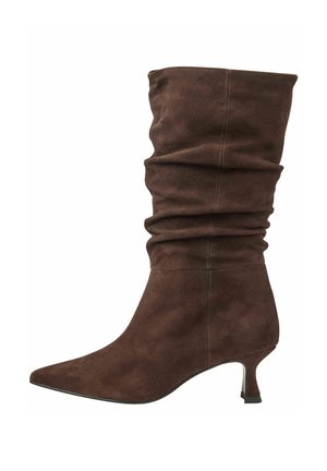 Boots - mocca suede