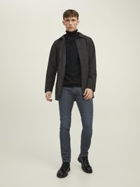 Jack & Jones JJEHILL ROLL NECK - Pulover - black