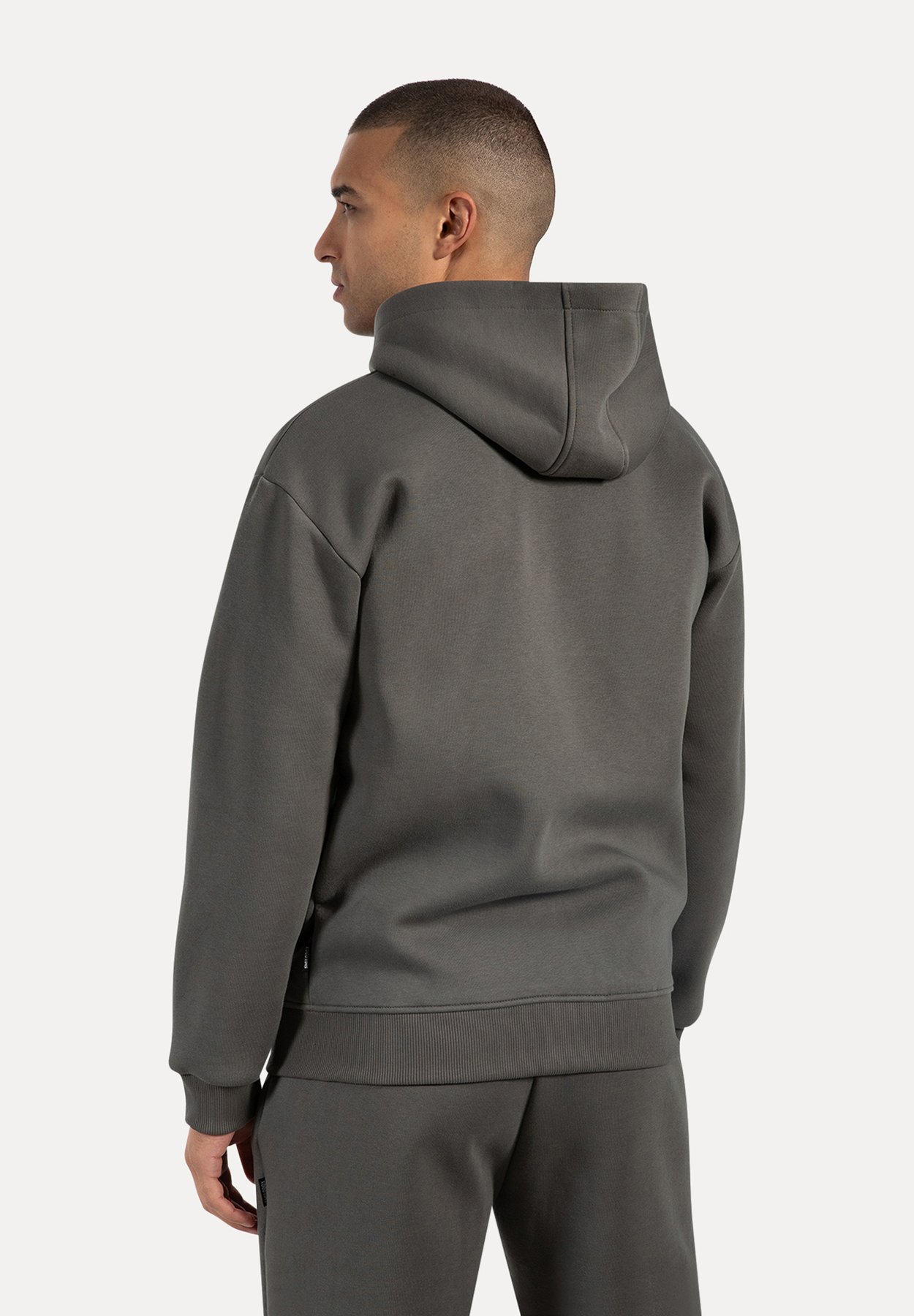 ILYAS BASIC ZIPPER