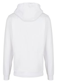 Balta kapuce ar garām piedurknēm, ar auklu kapuces regulēšanai un ribotu apakšmalu. Gluda tekstūra bez redzamām rakstām vai akcentiem.