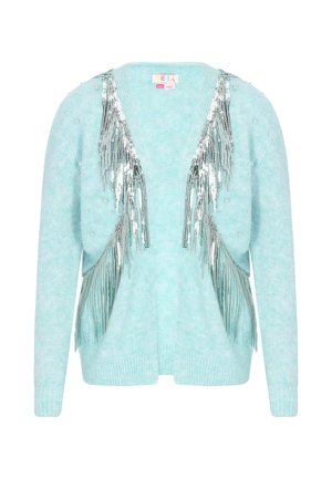 Cárdigan azul claro con detalles de flecos plateados y pequeñas cuentas decorativas. Tela suave y texturizada, con apertura frontal y puños acanalados.