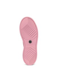 Semelle de chaussure en caoutchouc rose avec un motif en zigzag texturé, comportant un disque central noir et la taille "38" et le nom de marque "Giesswein" en relief.