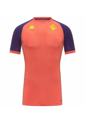 Maillot de sport manches courtes corail avec manches violet foncé, avec logos de marque jaunes sur la poitrine et les poignets des manches.
