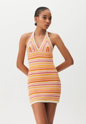 STRIPED CROCHET - Etuikleid - light pink