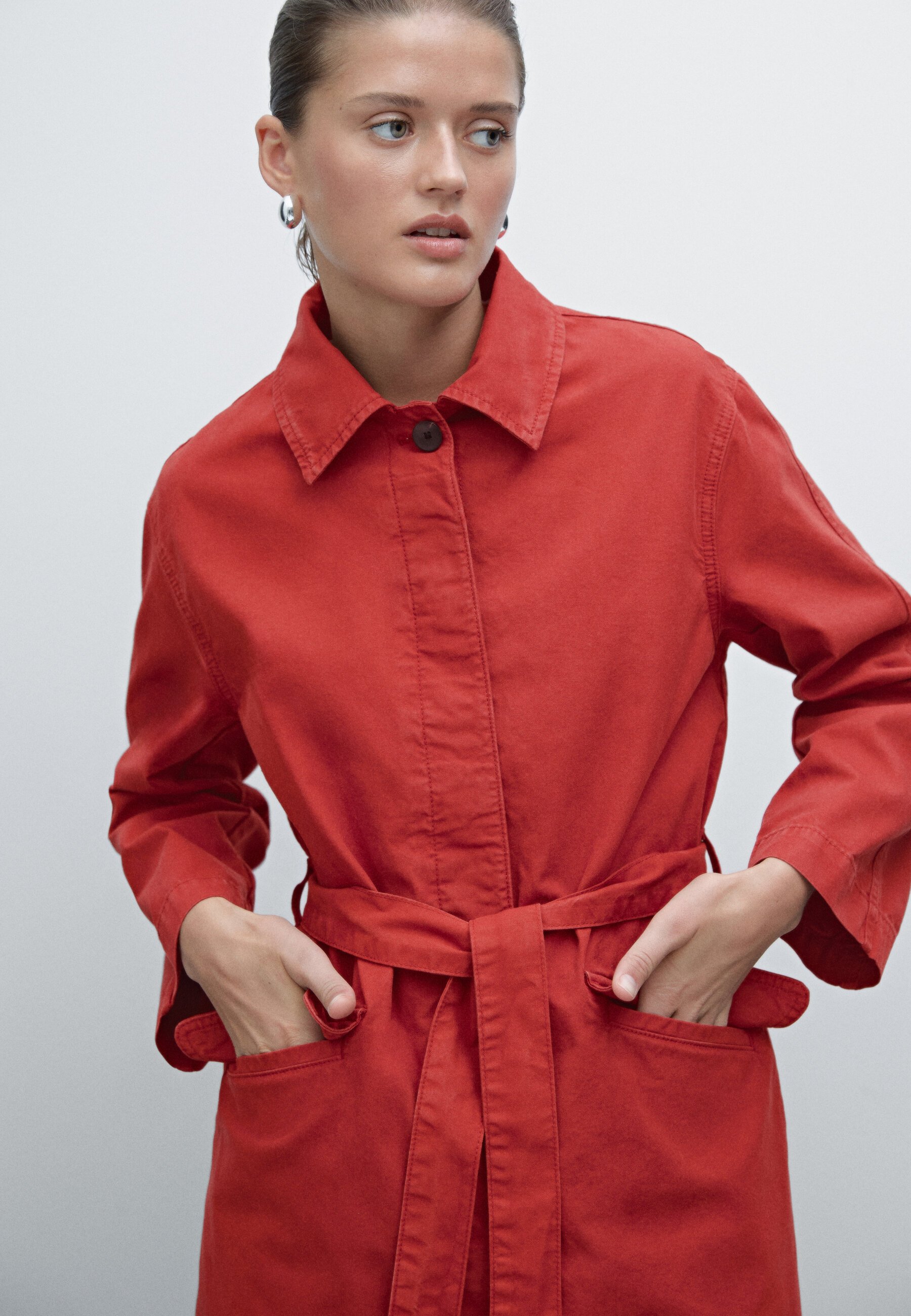 スペイン発♪Massimo Dutti☆100%コットンレッドトレンチコート スペイン発♪Massimo Dutti☆100%コットントレンチコート