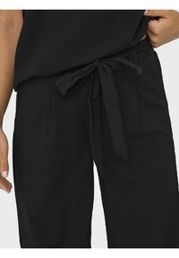 ONLY PALAZZO - Shorts - black
