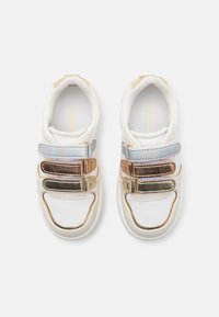 Friboo Baskets basses - white