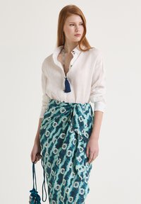 Maliparmi SUMMER - Camicia - white
